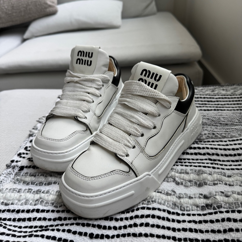 MIU MIU Authentic White Women’s Sneakers Leather - size 7.5 Original Box